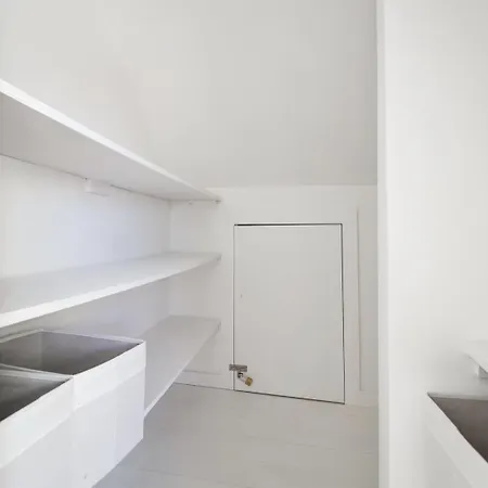 Apartman Cosy Duplex Rooftoop W/ Ac | By Airnest *