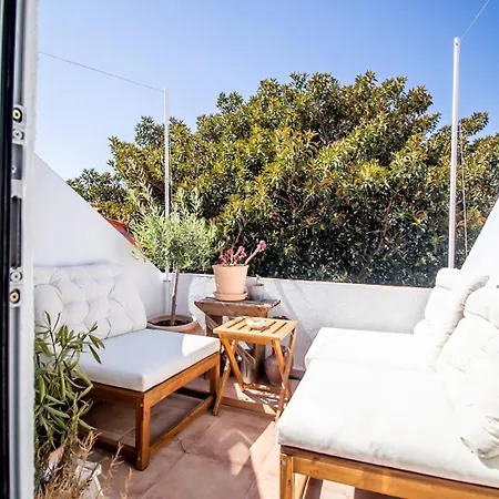 דירה Cosy Duplex Rooftoop W/ Ac | By Airnest ליסבון