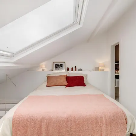 דירה Cosy Duplex Rooftoop W/ Ac | By Airnest ליסבון