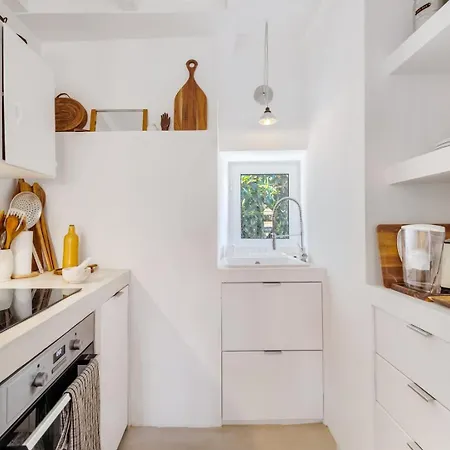 Cosy Duplex Rooftoop W/ Ac | By Airnest Lisboa