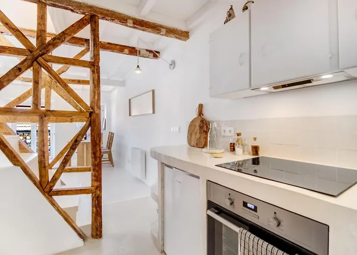 Cosy Duplex Rooftoop W/ Ac | By Airnest * Lisboa