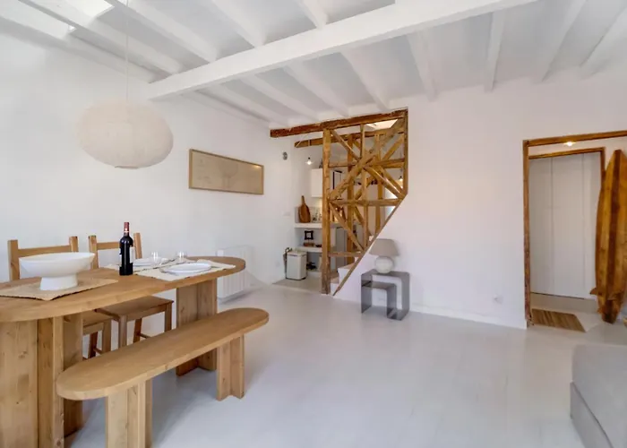 Cosy Duplex Rooftoop W/ Ac | By Airnest * Lisboa